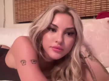 webcam couple kellysnowxo live cam image #5389511