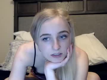 webcam girl peachezzs live cam image #801098
