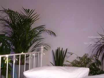 webcam girl _deepthroatgalactica live cam image #1128382