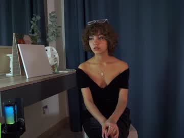 webcam girl lenaelisabeth live cam image #6240581