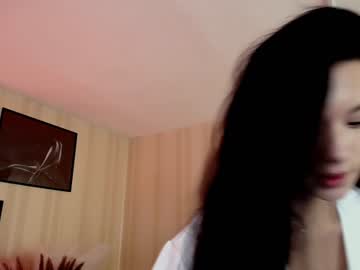 webcam girl zara_larison live cam image #2630175
