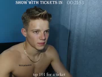 webcam man hogrider192 live cam image #5321531