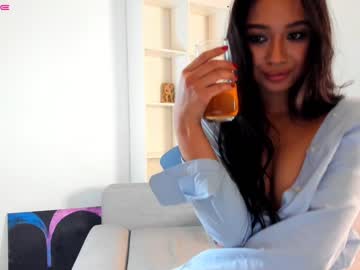 webcam girl averieparrish live cam image #5794176