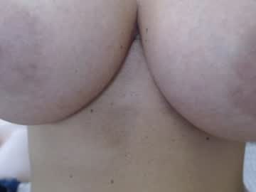 webcam girl marrylouanne live cam image #3850825
