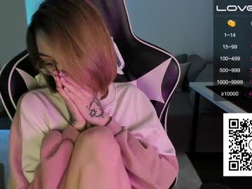 webcam girl moonless_ live cam image #685122