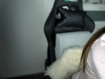 webcam girl your_ang3l live cam image #1294651