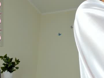 webcam girl molly__meow live cam image #6816546