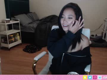 webcam girl avarosey live cam image #2554409