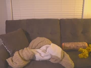 webcam girl crimsonxrapture live cam image #807178
