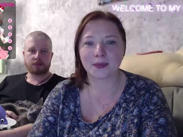 webcam couple hello_x_pussy live cam image #4297590