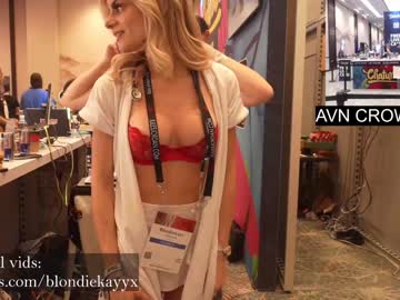 webcam girl blondiekayy live cam image #3497528
