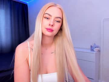 webcam girl 8a8y_nura live cam image #3915659