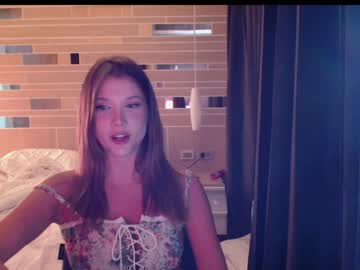 webcam girl bitter_moon live cam image #5208919