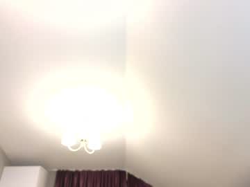 webcam girl kr1stinarrow live cam image #5243145