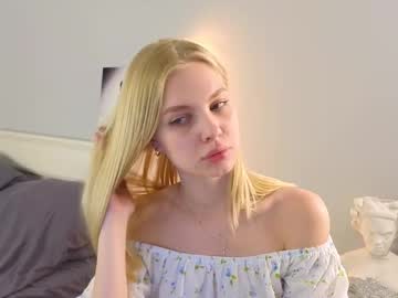 webcam girl falinebenny live cam image #7078865