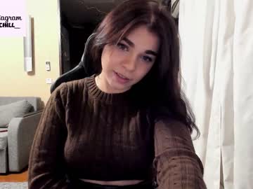 webcam girl hot_chill__ live cam image #3504796