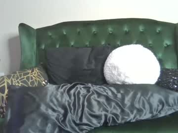 webcam girl milkywhiiite live cam image #2432910
