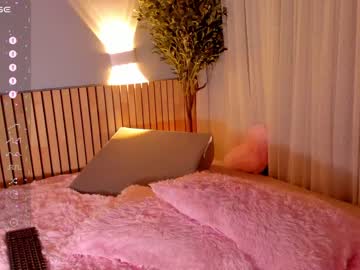 webcam girl little_effy18 live cam image #6915654