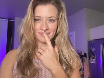 webcam girl saraloverays live cam image #6129890