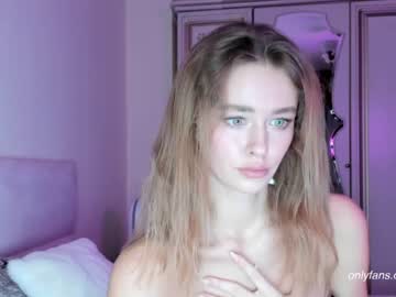 webcam girl oksanafedorova live cam image #460385