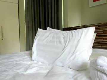 webcam girl asiangirlandwhiteguy live cam image #534679