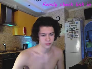 webcam man your_cute_friend live cam image #3466623