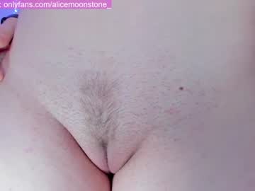webcam girl alice_moonstone live cam image #2868451