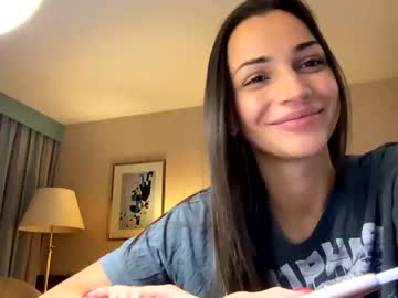 webcam girl toocutetohandle live cam image #2645881