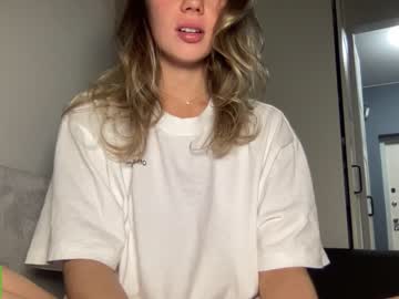 webcam girl angel_from_sky live cam image #6218434