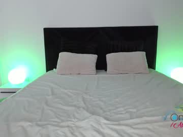 webcam girl alicelevine live cam image #2031084