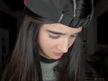 webcam girl lonelly_lolly98 live cam image #3461838