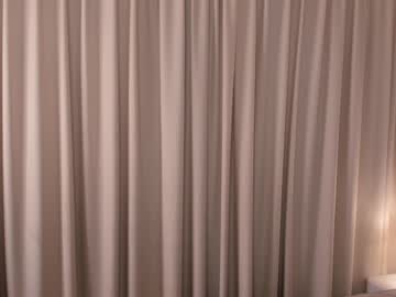 webcam girl peek_in_my_window live cam image #6696457