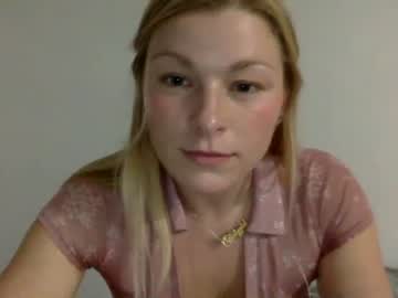 webcam girl sukimeelong live cam image #6242614