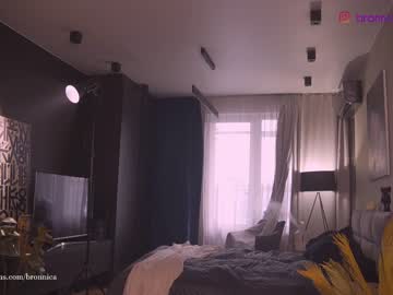 webcam girl bronnica live cam image #6735598