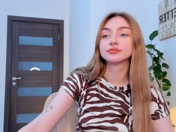 webcam girl elizabeth__gray live cam image #3852321