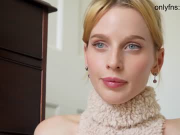 webcam girl ellaa91 live cam image #5658850