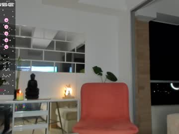 webcam girl swt_molly live cam image #4674843