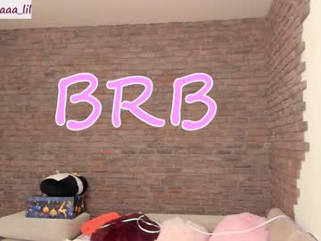 webcam girl lika_moon live cam image #1190871
