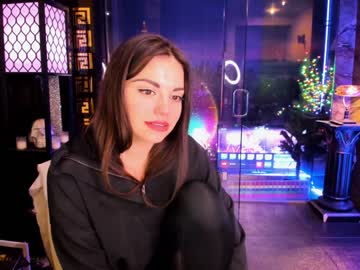 webcam girl alma_pearl live cam image #3859640