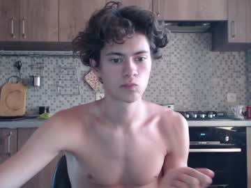 webcam man your_cute_friend live cam image #2505910