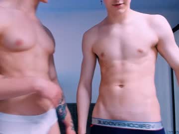 webcam man l_adonis_l live cam image #530239