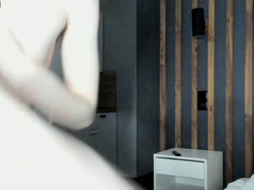 webcam girl mxxnsxsul live cam image #2450346
