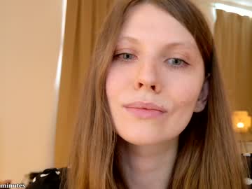 webcam girl giveyouelevenminutes live cam image #5226419
