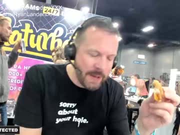 webcam man ryanlanders live cam image #2974576