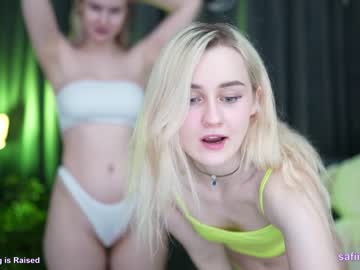webcam girl safinna live cam image #1547671