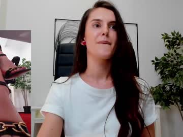 webcam girl legswattitude live cam image #4604198