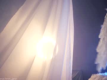 webcam girl peach_me live cam image #1087706