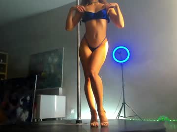 webcam girl _meganmeow_ live cam image #2705419