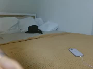 webcam girl lovecayaxo live cam image #5531856