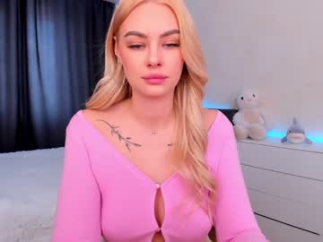 webcam girl 8a8y_nura live cam image #3973248